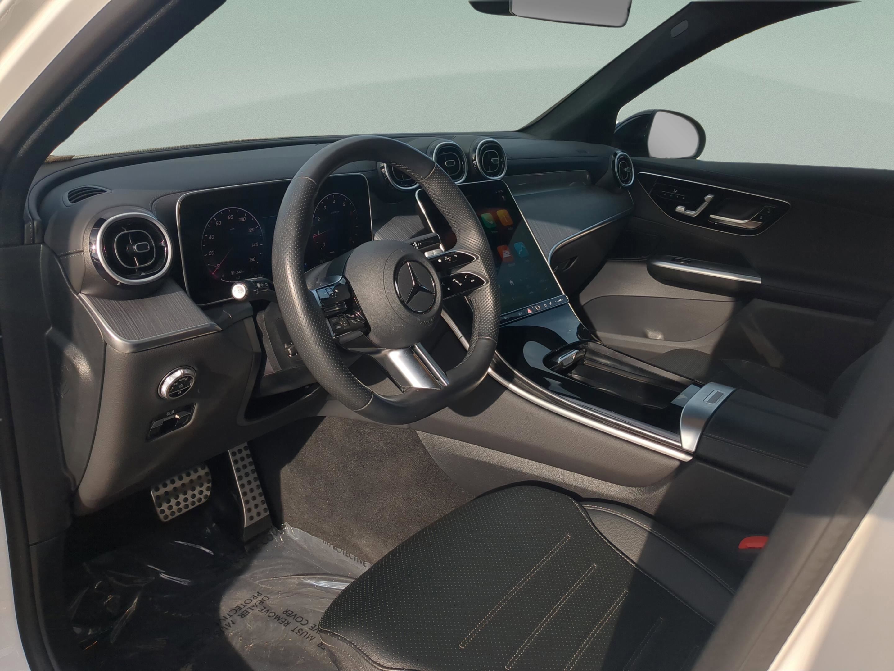 Certified 2025 Mercedes-Benz GLC 300 4MATIC image 25