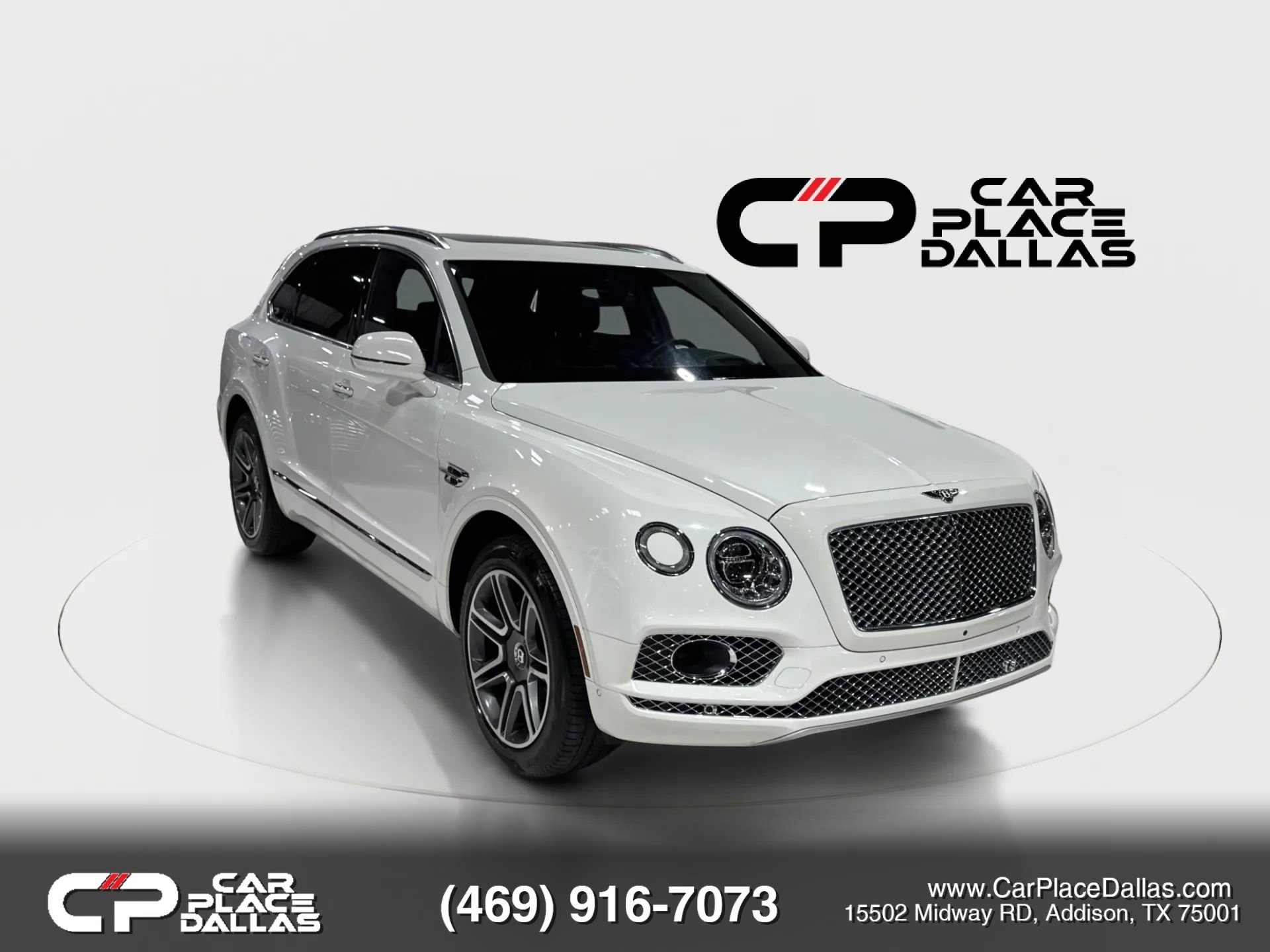 Used 2018 Bentley Bentayga AWD/4WD image 2