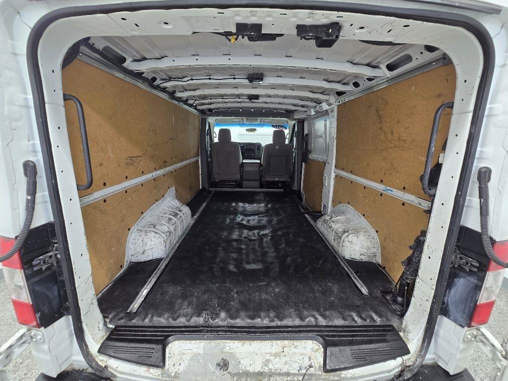 Used 2017 Nissan NV 2500 SV w/ Technology Package RWD image 11