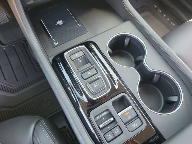 New 2025 Honda Pilot Touring image 32