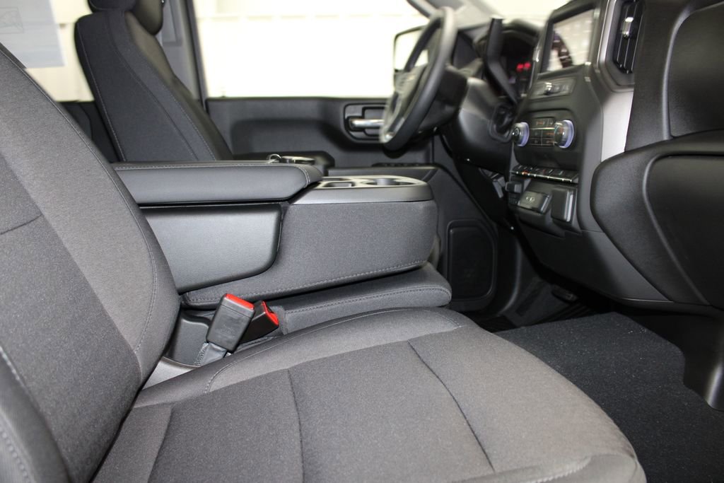 New 2026 Chevrolet Silverado 2500 Custom w/ Custom Value Package image 30