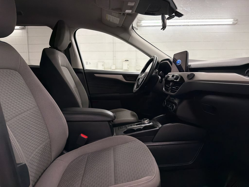 Certified 2022 Ford Escape SE w/ Convenience Package FWD image 31