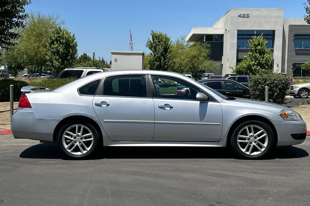 Used 2016 Chevrolet Impala LTZ FWD image 3