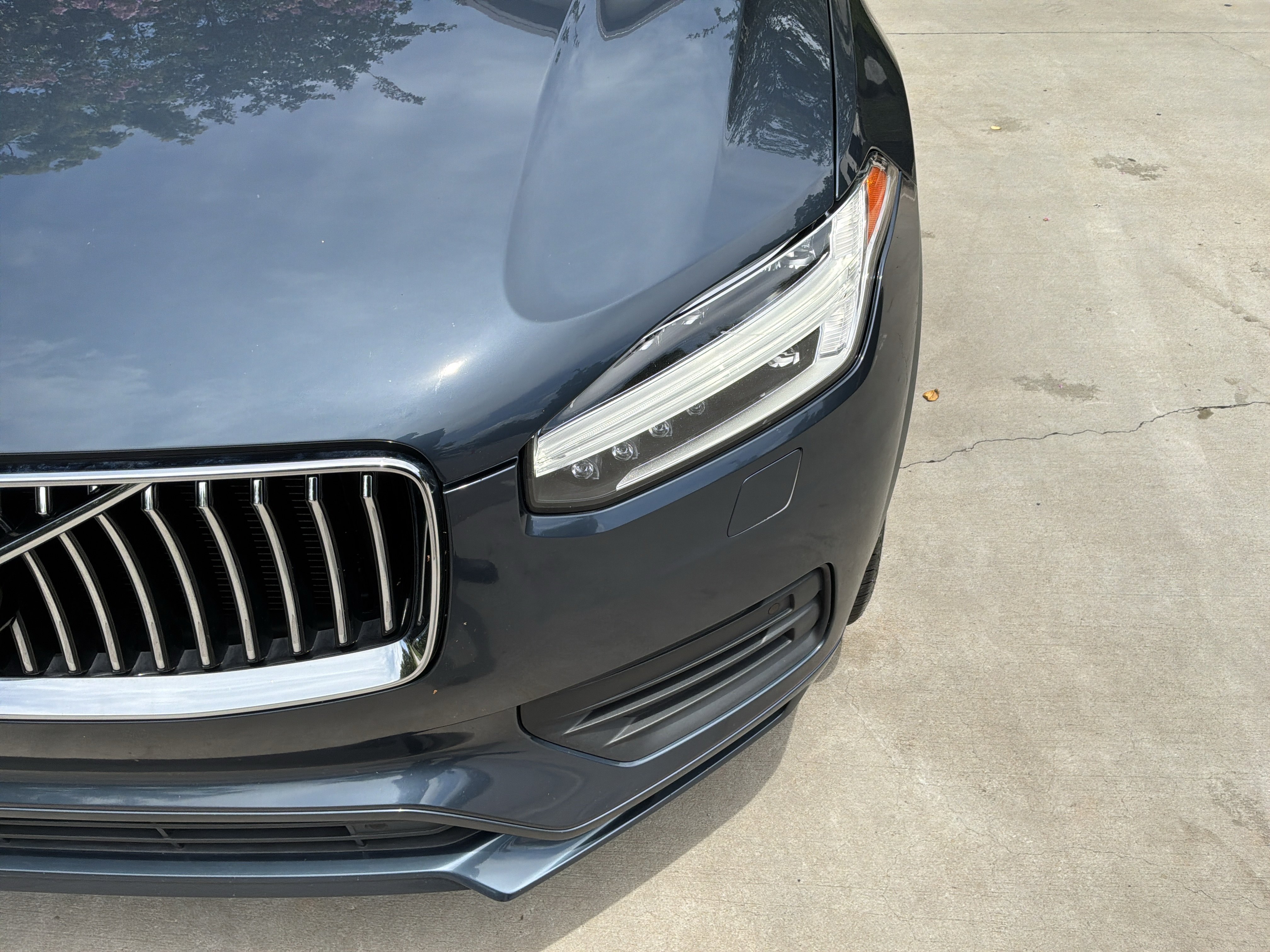 Used 2021 Volvo XC90 T6 Momentum w/ Advanced Package AWD/4WD image 6