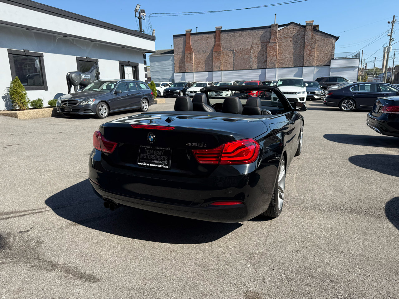Used 2018 BMW 430i Convertible image 3