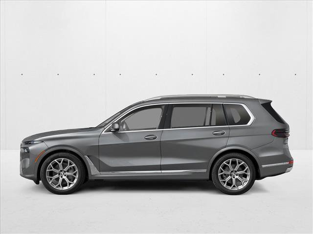 New 2027 BMW X7 M60i image 3