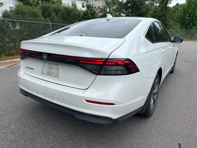 Used 2023 Honda Accord EX image 5