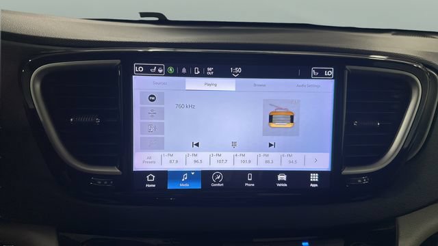 Used 2024 Chrysler Pacifica Touring-L FWD image 14