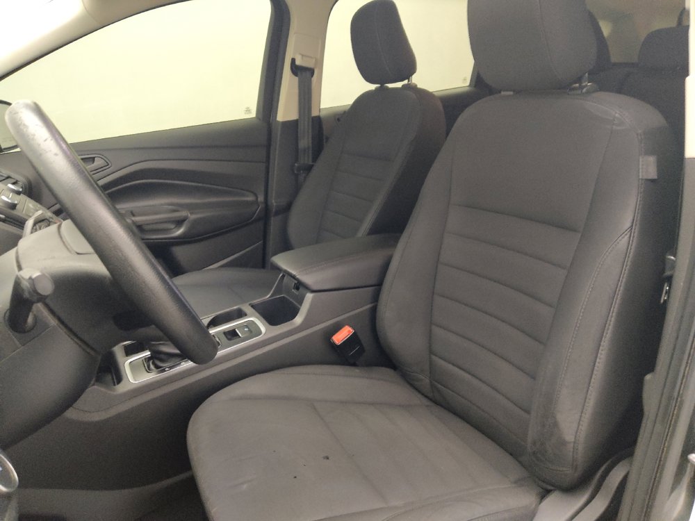 Used 2019 Ford Escape S image 17