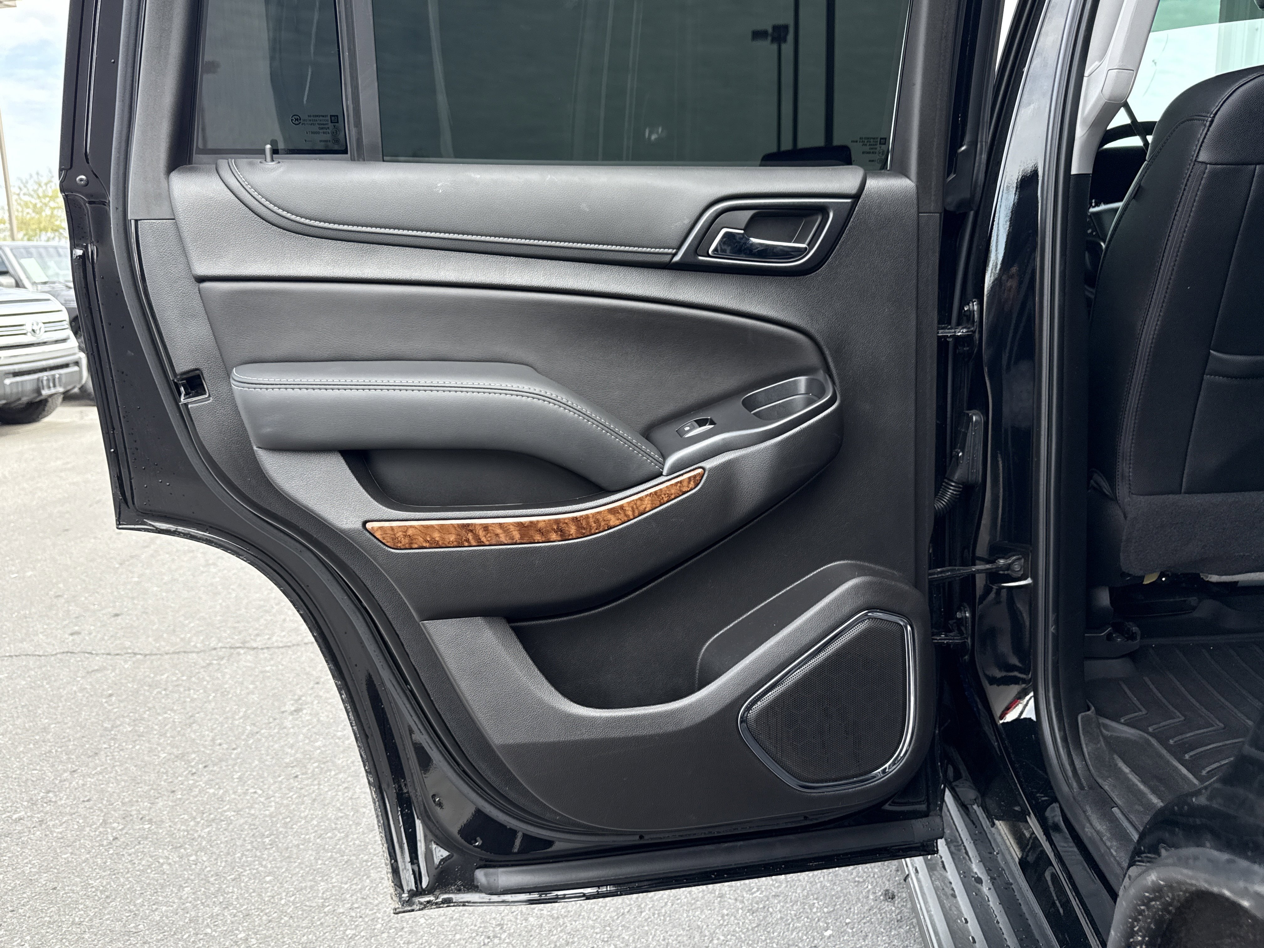 Used 2020 Chevrolet Tahoe Premier image 23