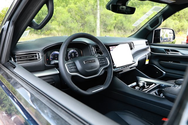 New 2026 Jeep Grand Wagoneer L Limited AWD/4WD image 27