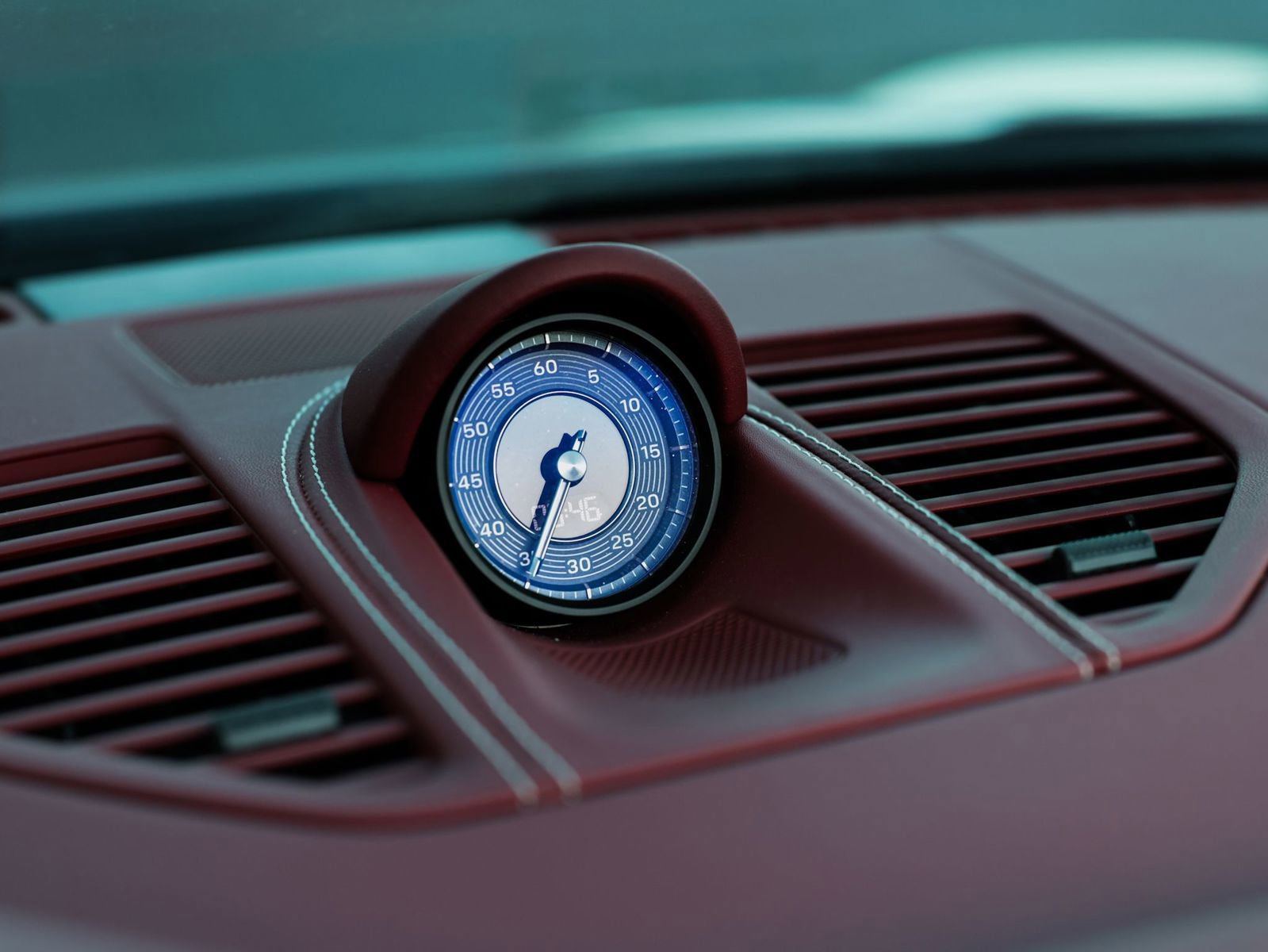 Used 2025 Porsche 911 Turbo S image 49