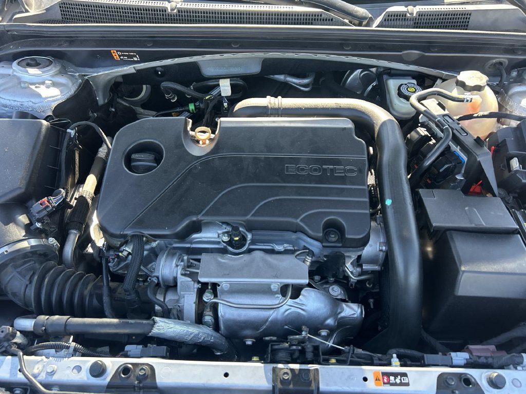 Used 2021 Chevrolet Malibu LS FWD image 22
