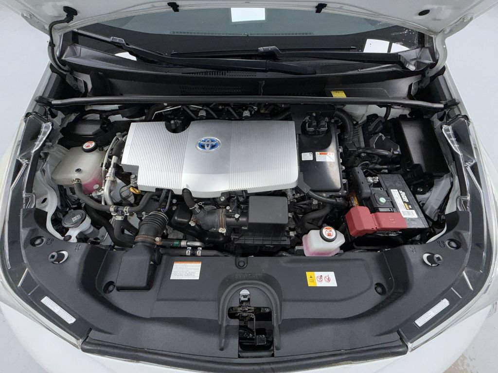 Used 2017 Toyota Prius Four FWD image 19