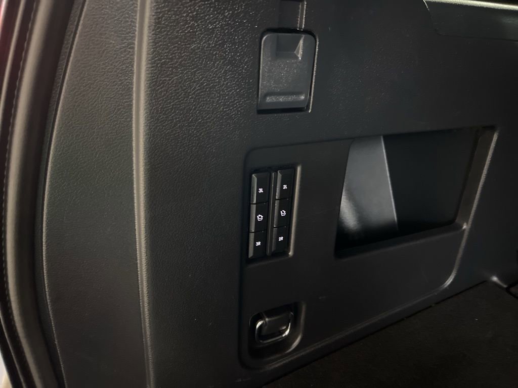 Used 2023 Lincoln Navigator Reserve image 37