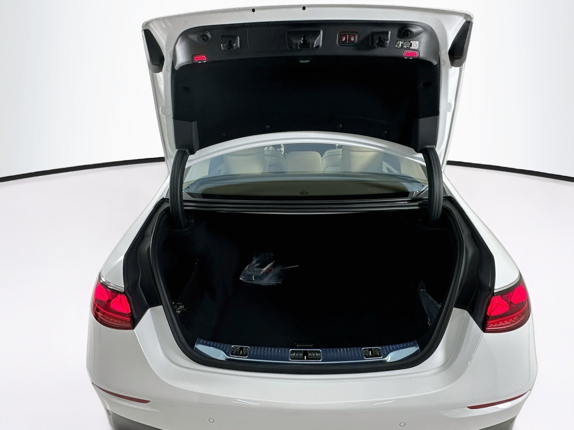 New 2027 Mercedes-Benz S 580 4MATIC Sedan image 30