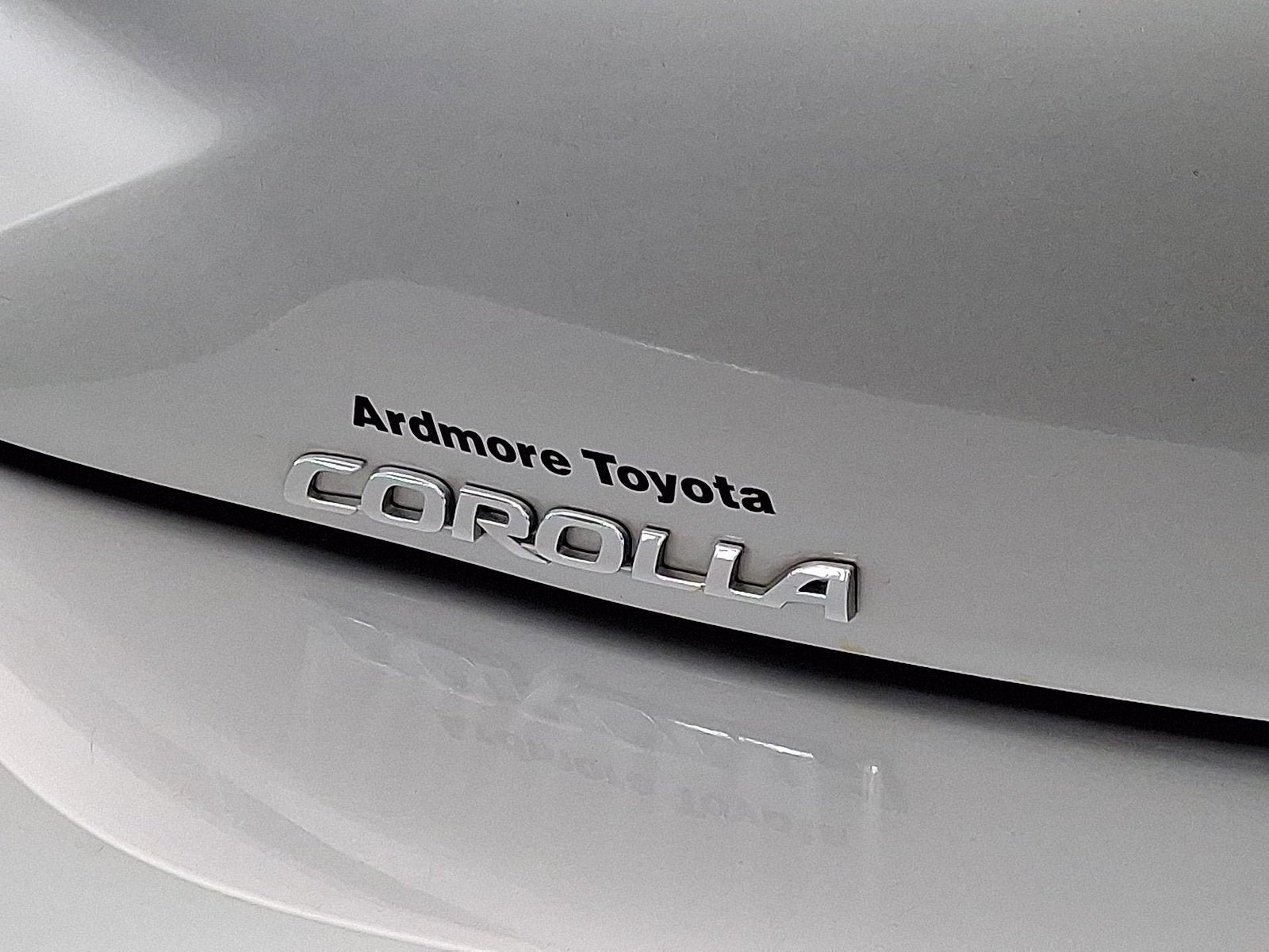 Used 2023 Toyota Corolla XSE FWD image 16