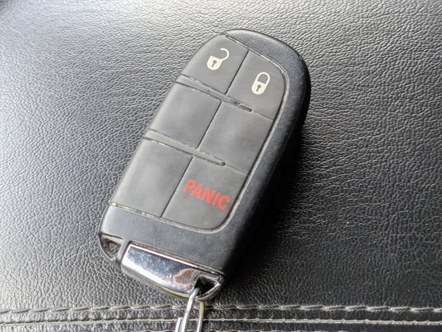 Used 2024 Jeep Compass Latitude AWD/4WD image 27