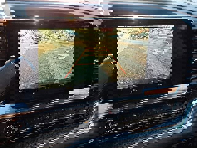 Used 2022 Chevrolet Silverado 1500 LT image 29