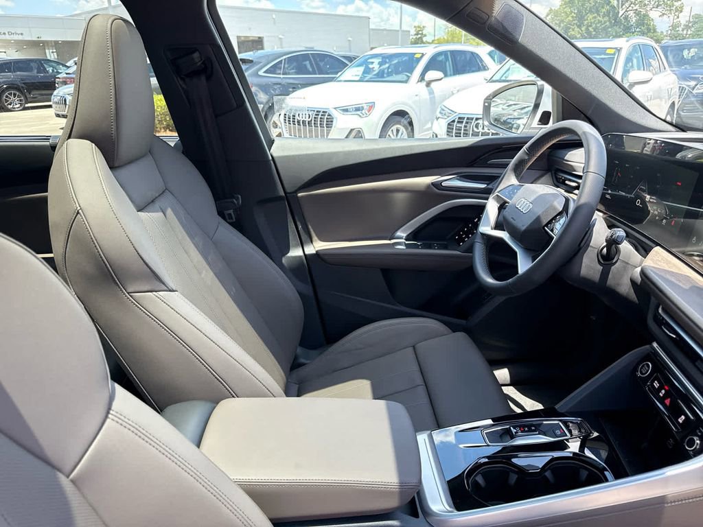 New 2025 Audi Q5 Premium Plus image 15