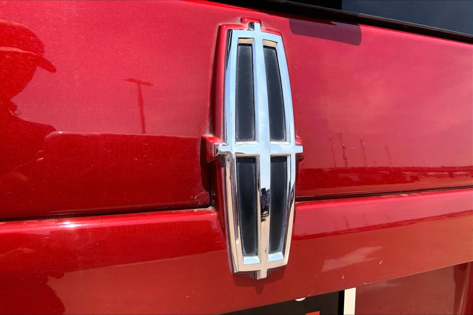 Used 2013 Lincoln Navigator 2WD w/ HD Trailer Tow Pkg image 30