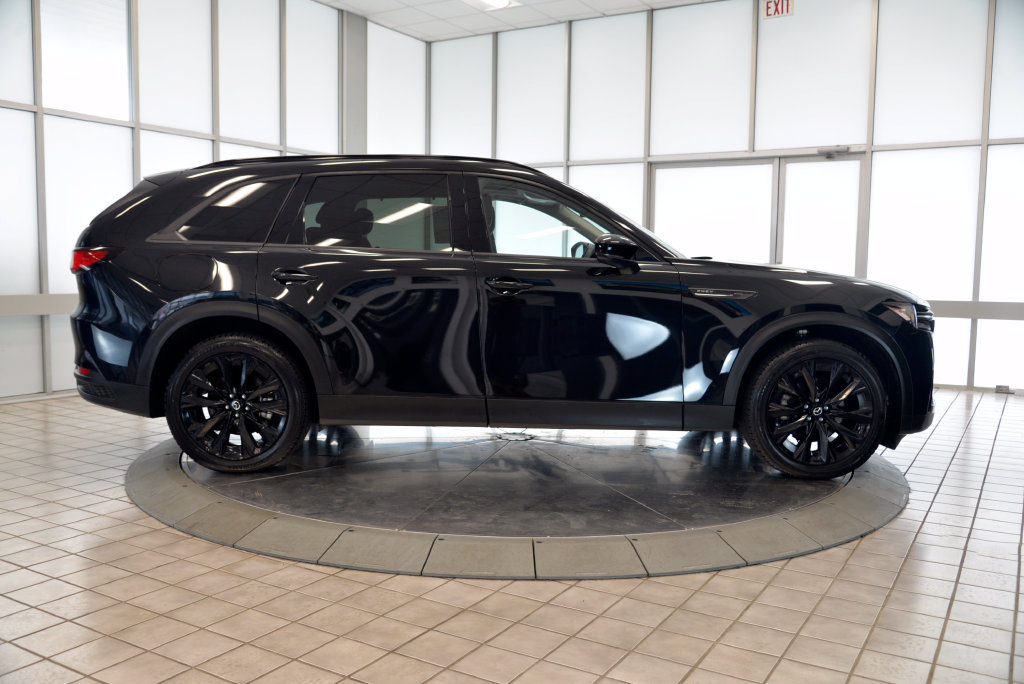 Certified 2025 MAZDA CX-90 Plug-In Hybrid w/Premium Sport AWD/4WD image 9
