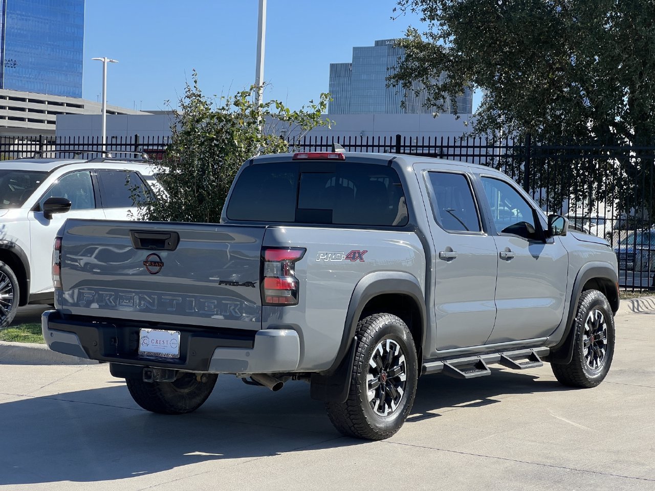 Used 2024 Nissan Frontier PRO-4X w/ Pro Convenience Package AWD/4WD image 4