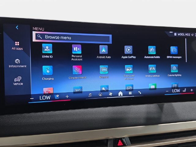 Certified 2024 BMW iX xDrive50 w/ Premium Package AWD/4WD image 17