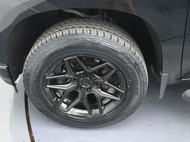 Used 2020 Chevrolet Silverado 1500 Custom image 9