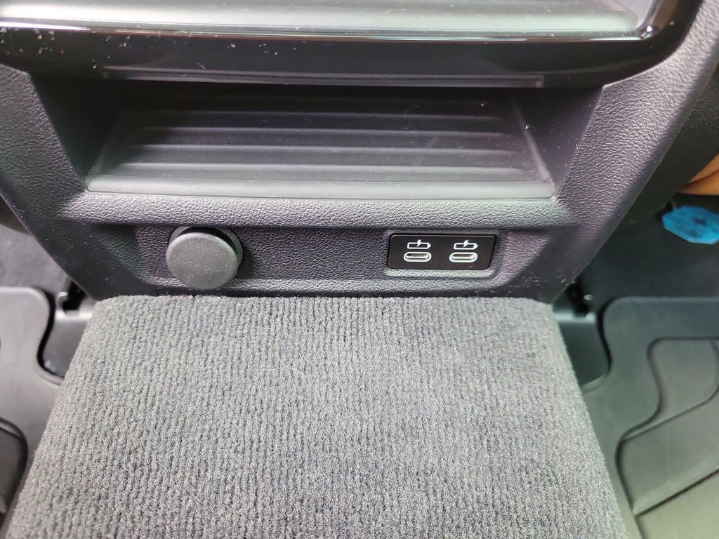 Used 2022 BMW 530i w/ Convenience Package image 14