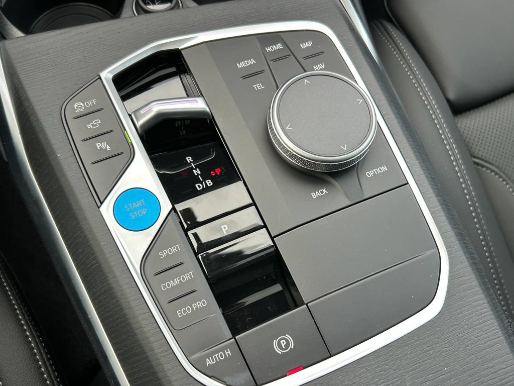 New 2026 BMW i4 eDrive40 w/ Premium Package RWD image 28