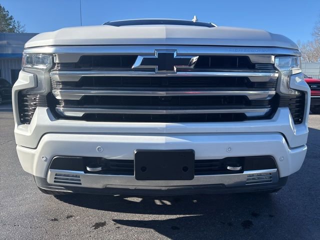 Used 2024 Chevrolet Silverado 1500 High Country image 14