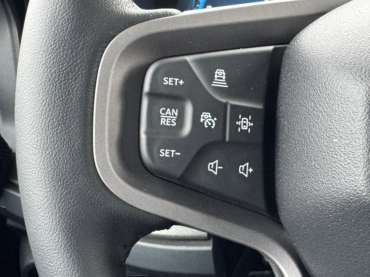 New 2025 Ford Bronco Badlands image 12