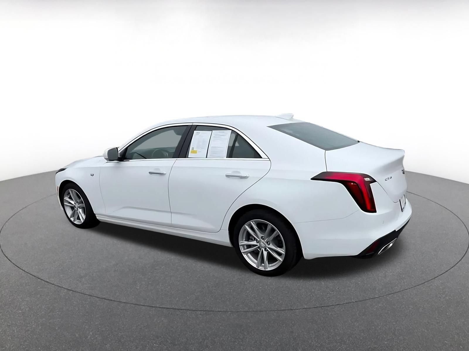 Used 2026 Cadillac CT4 Luxury RWD image 9