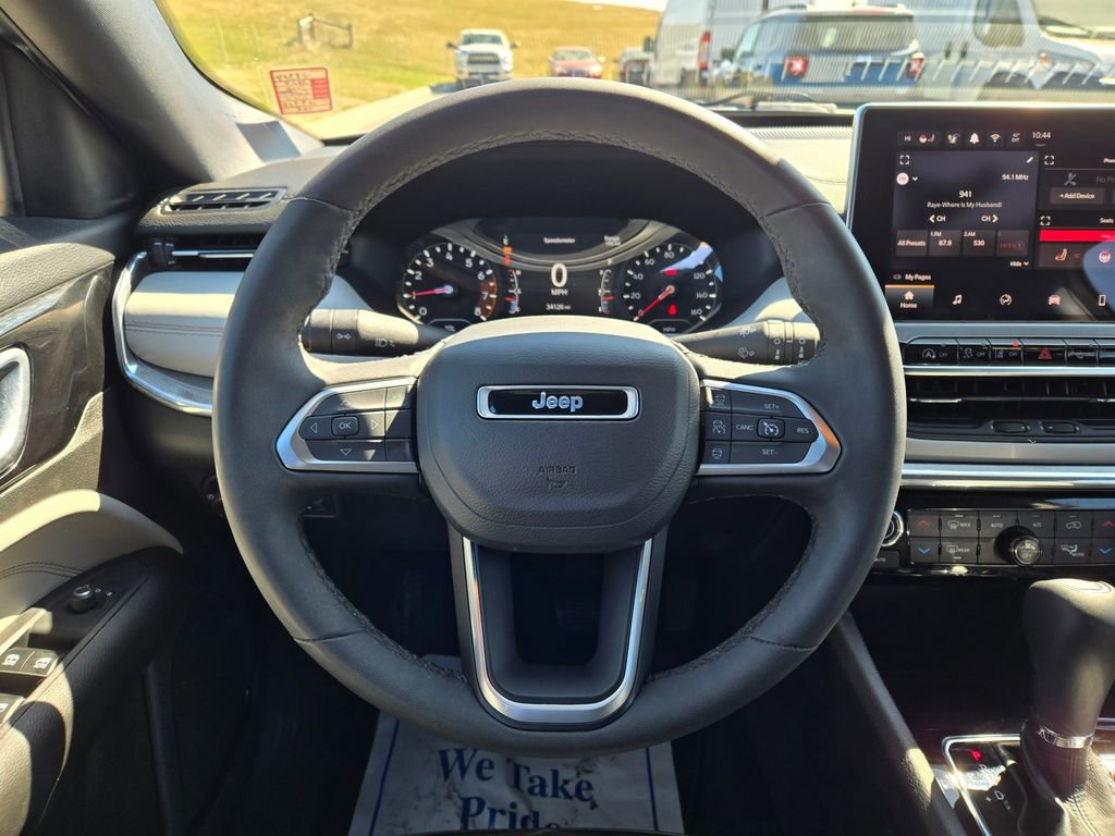 Used 2024 Jeep Compass Limited image 19