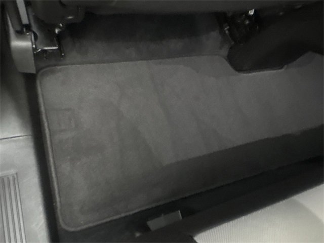 Used 2020 Chevrolet Equinox LS w/ LS Convenience Package image 36