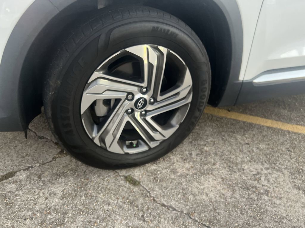 Used 2022 Hyundai Santa Fe SEL w/ Convenience + Premium Package image 17