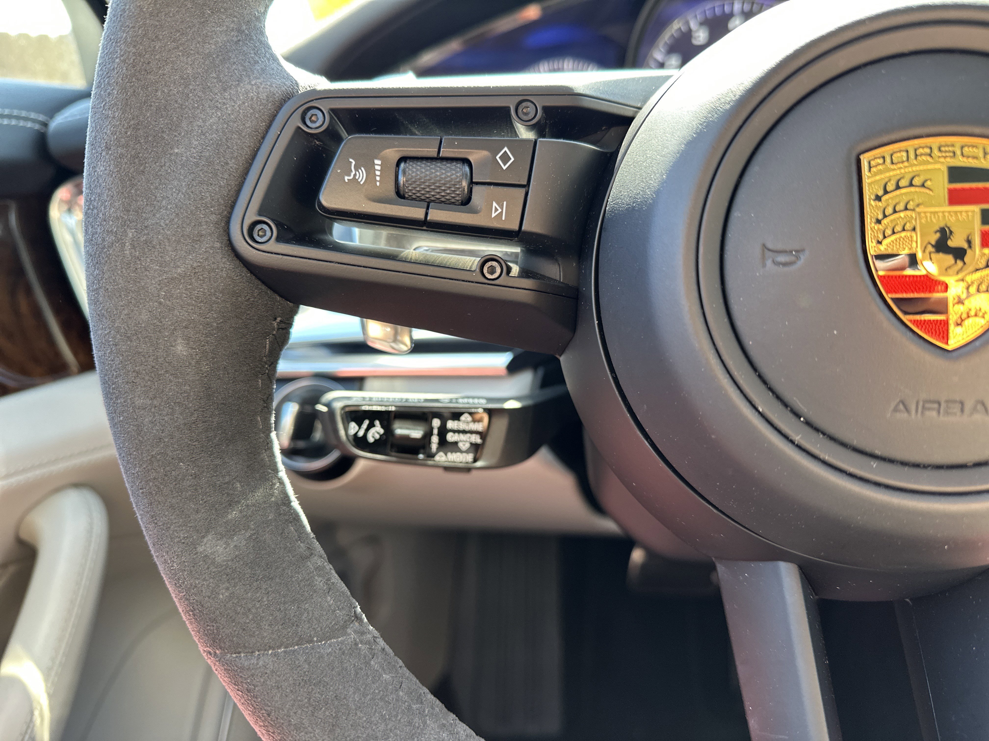 Used 2021 Porsche Panamera GTS image 19