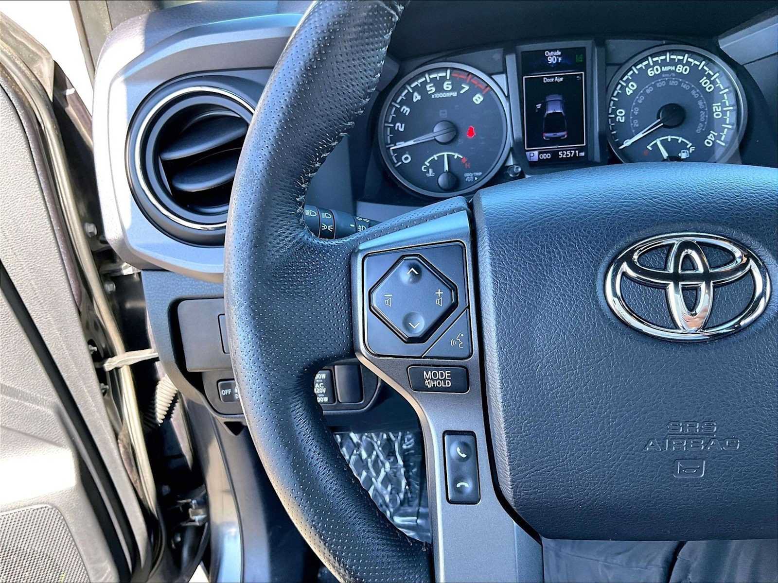 Used 2021 Toyota Tacoma TRD Off-Road AWD/4WD image 21