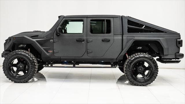 Used 2025 Jeep Gladiator Sport image 16