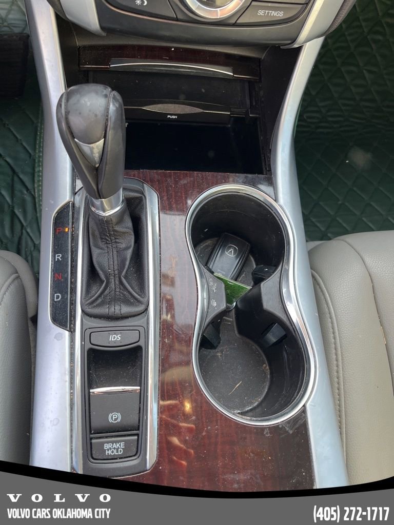 Used 2017 Acura TLX image 14