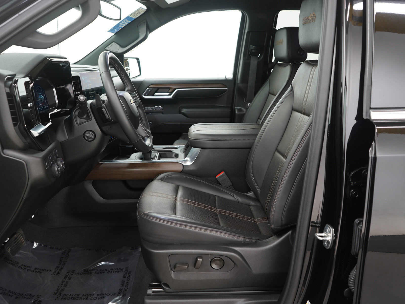 Used 2024 Chevrolet Silverado 1500 High Country image 24