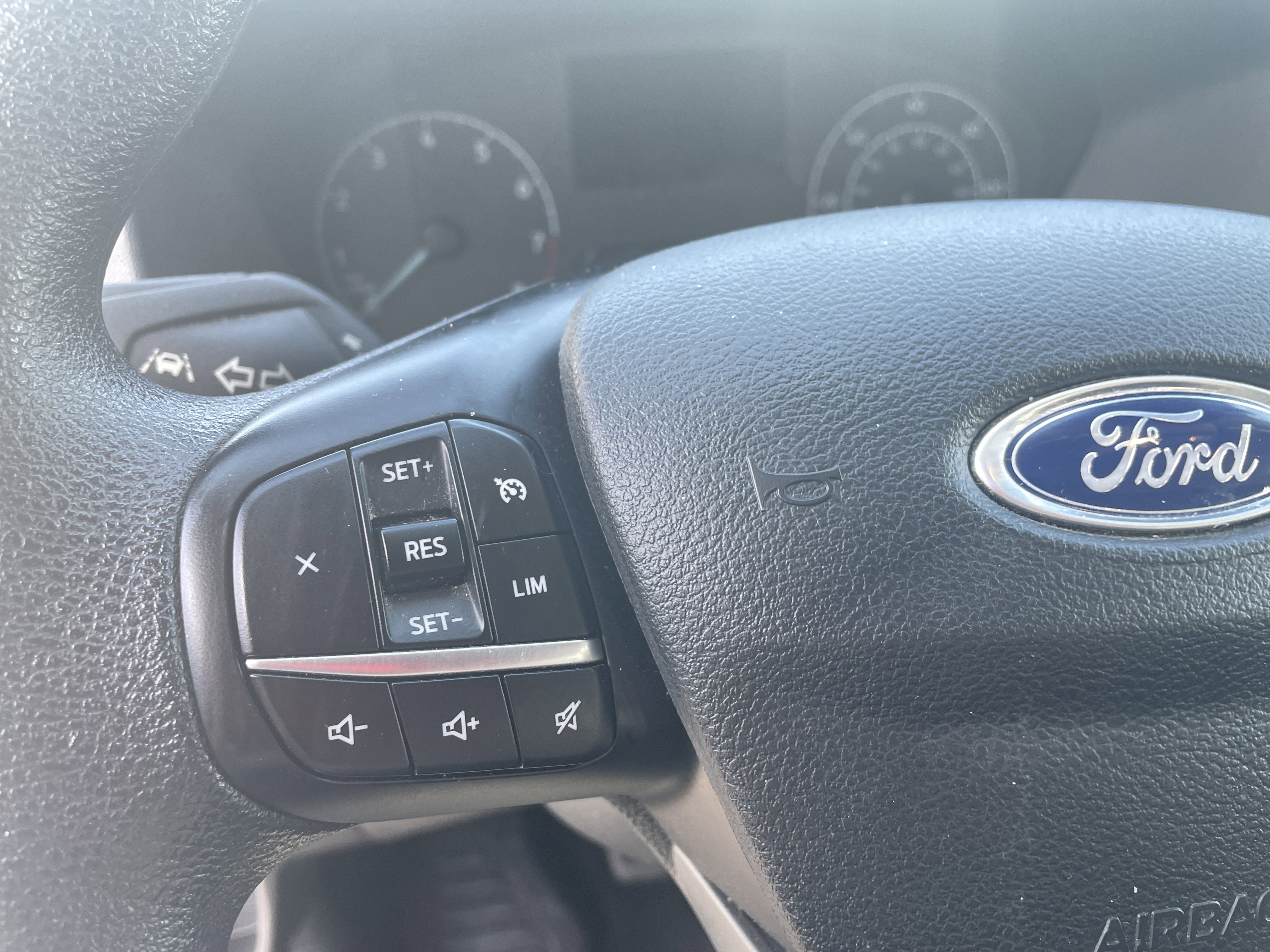 Used 2024 Ford Transit 250 Low Roof w/ Exterior Upgrade Package image 28