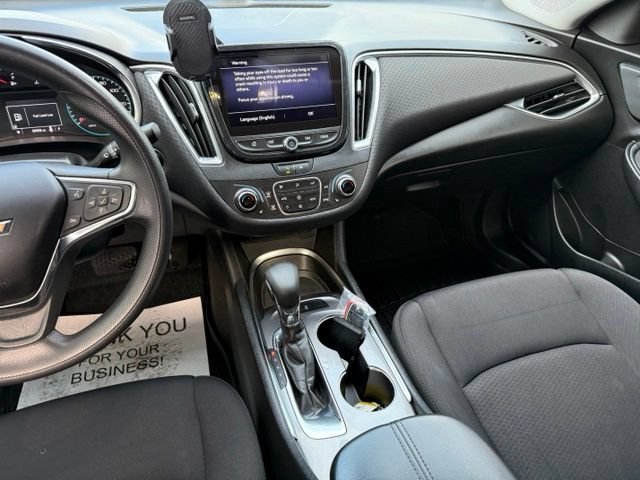 Used 2021 Chevrolet Malibu LT FWD image 22