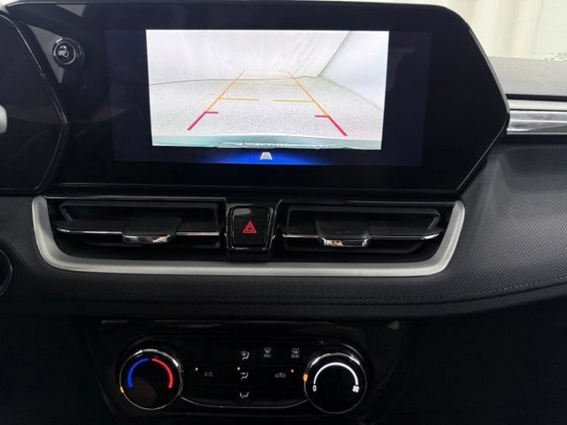 Used 2024 Chevrolet TrailBlazer LT FWD image 28