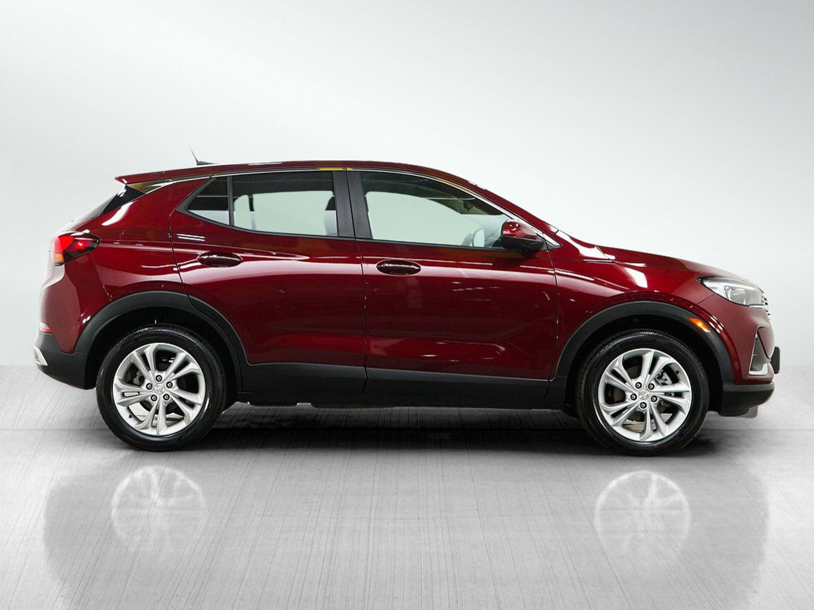 Used 2023 Buick Encore GX Preferred w/ Cold Weather Comfort Package FWD image 6