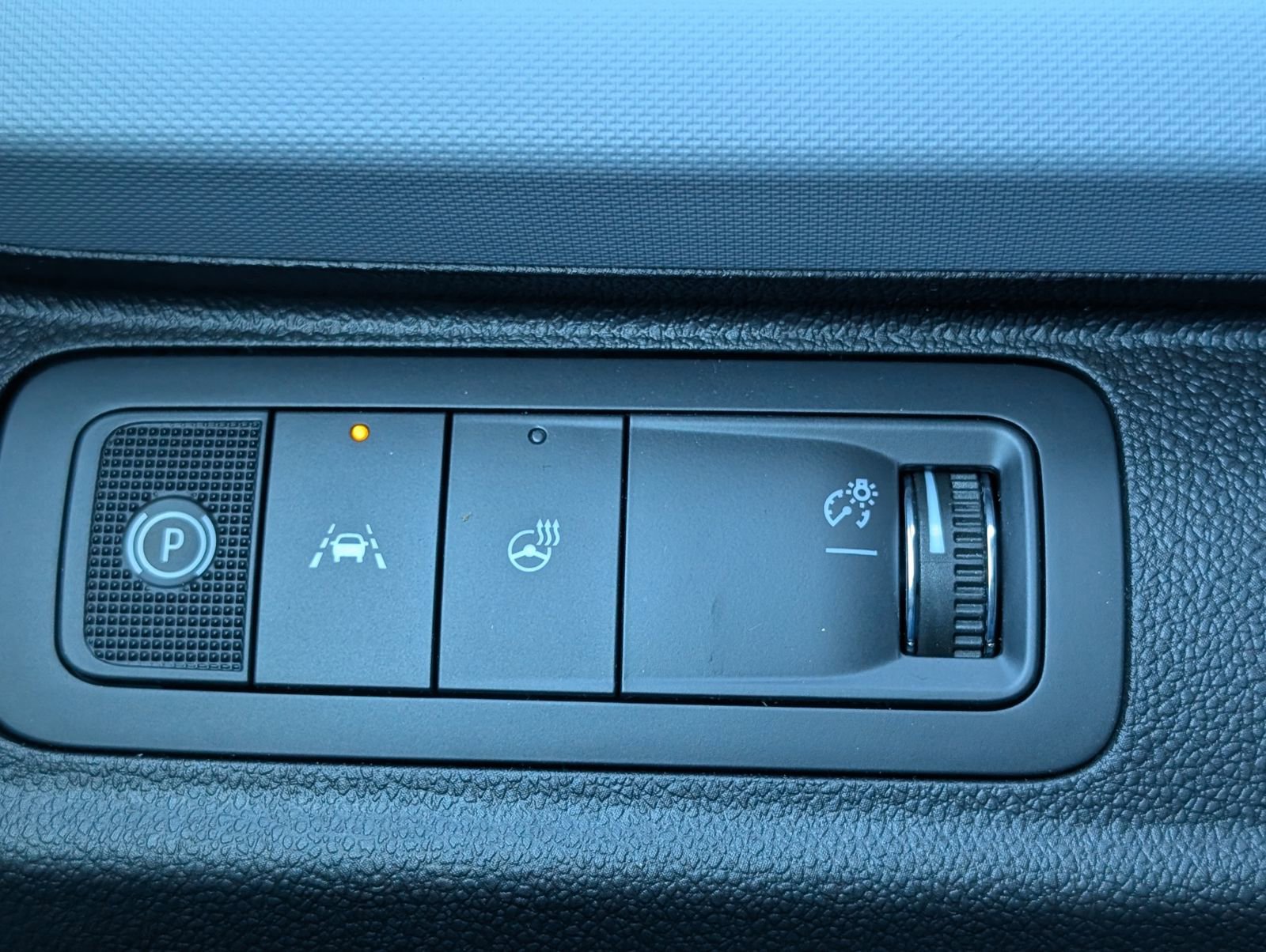 New 2027 Chevrolet Bolt RS w/ Technology Package FWD image 20