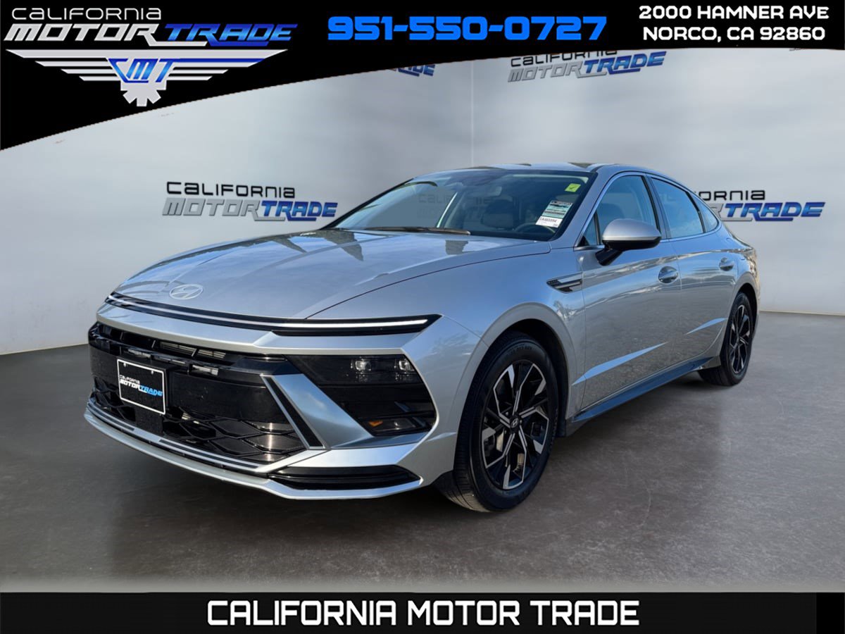 Used 2025 Hyundai Sonata SEL image 1