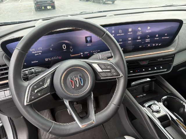 Certified 2025 Buick Envision Sport Touring AWD/4WD image 18