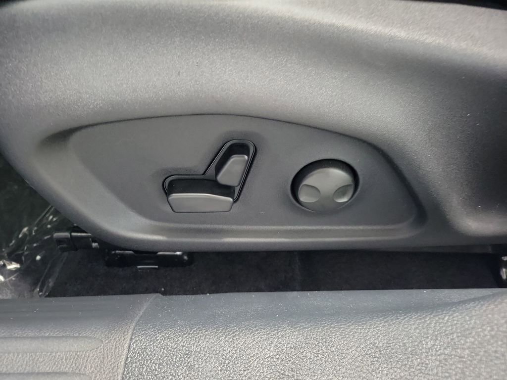 New 2026 Jeep Compass Limited AWD/4WD image 13